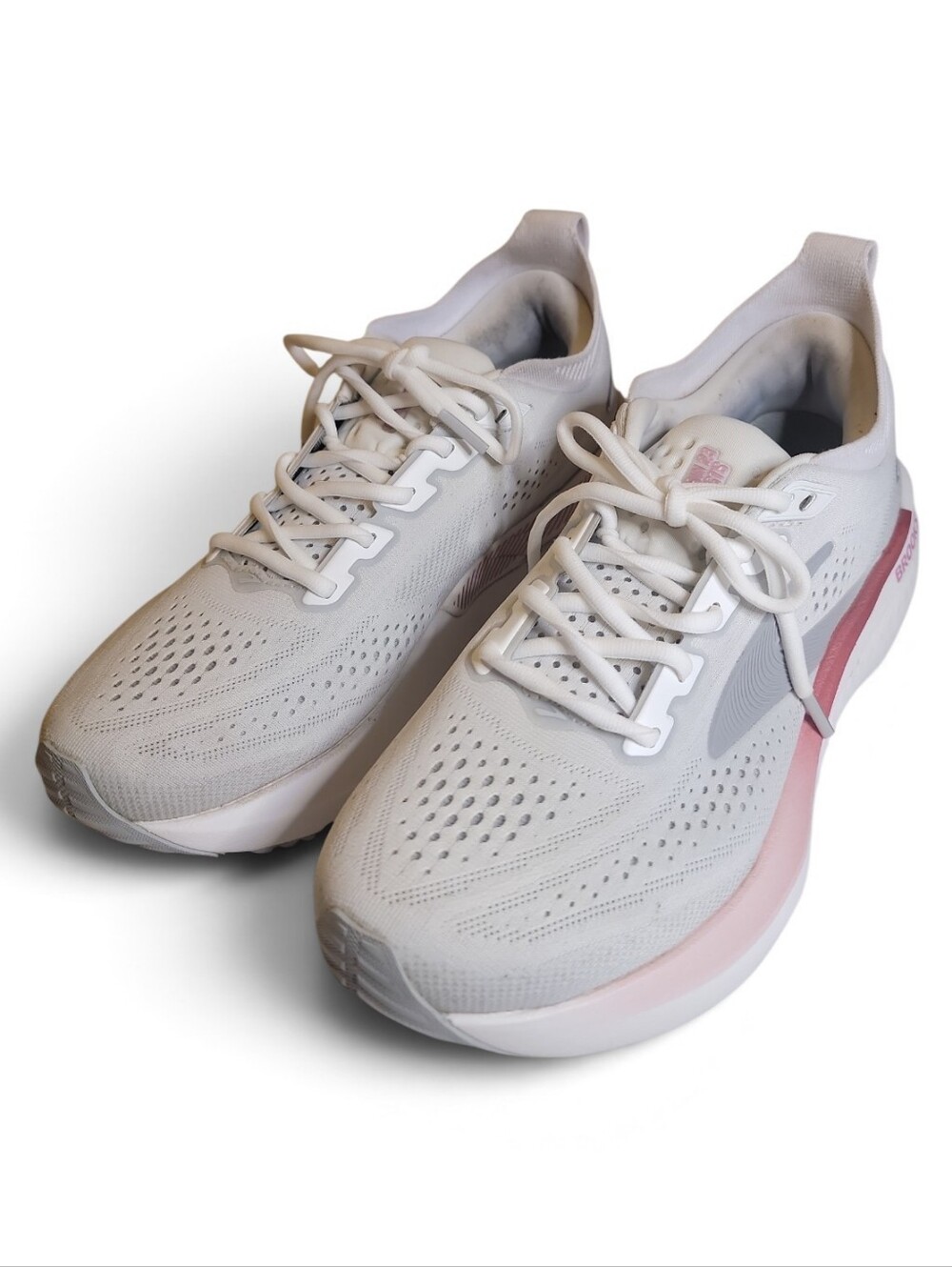 Brooks Glycerin GTS 23 Women’s 9.5 B White Pink DNA Tuned Running Shoes